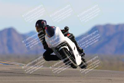media/Mar-12-2022-SoCal Trackdays (Sat) [[152081554b]]/Turn 9 (220pm)/